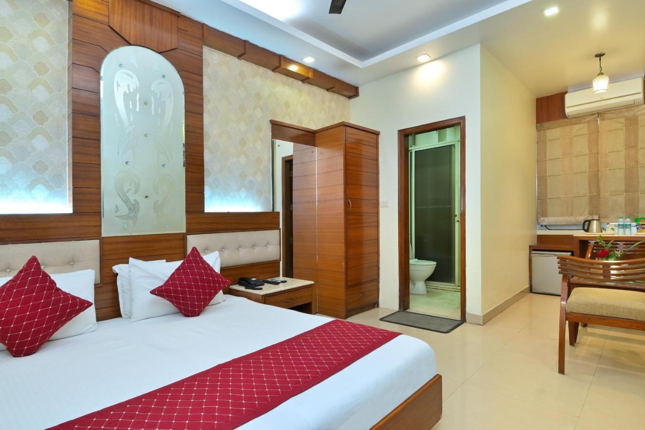 The Aster Karol Bagh Homely Atmosphere